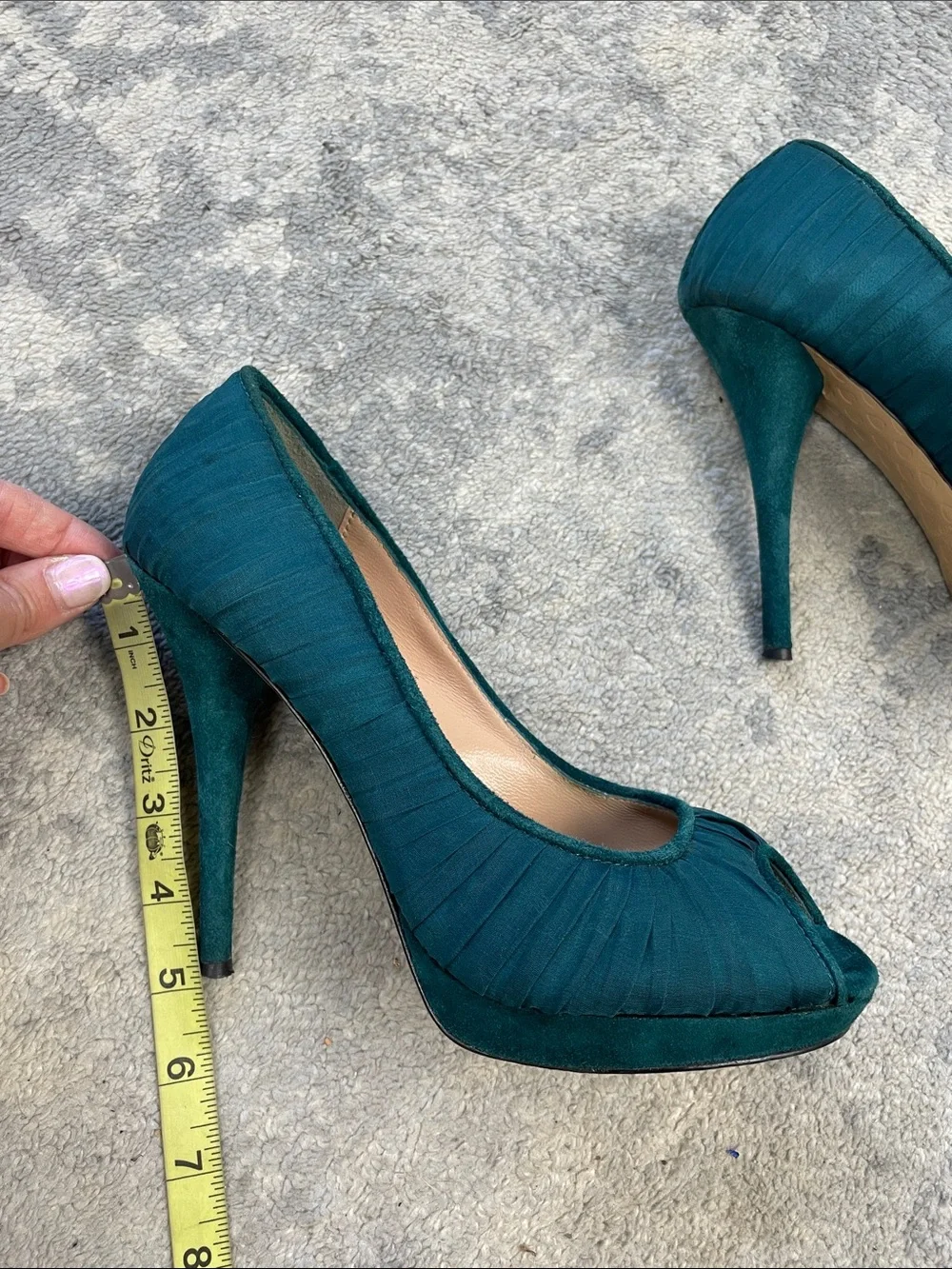 Betsey Johnson Winona Teal Peeptoe Pleated Pumps Sz 9
